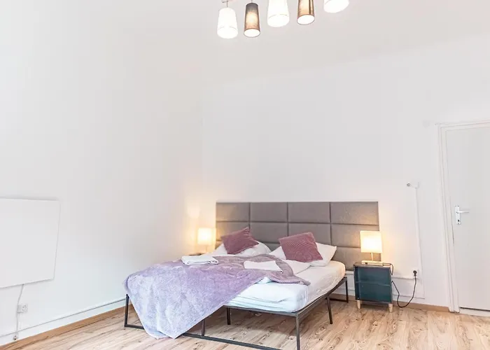 Quick Stroll To Westbahnhof Simple 2br Flat *